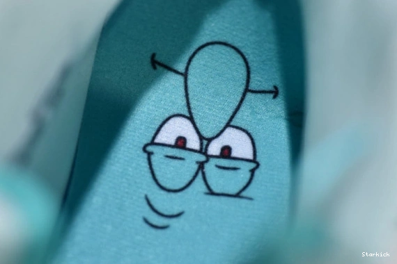 X of Special SPONGEBOB 5 NIKE Squidward (House Box) Hoops KYRIE CJ6951-300  0815